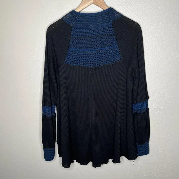 Free People Black Blue Snow Day Knit Thermal Top Medium - Image 7