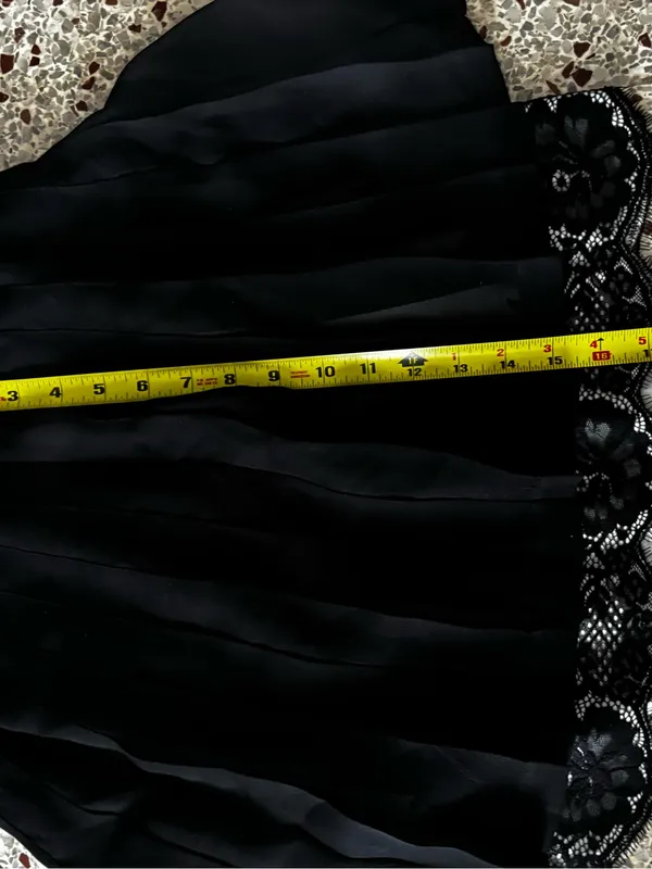 Robert Rodriguez Black Pleated Mini Skirt with Lace Trim size 2 - Image 7