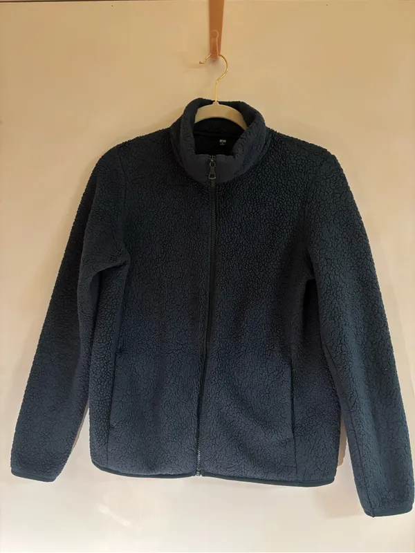 Uniqlo Women's Dark Navy Teddy Fleece Zip Jacket - Image 2