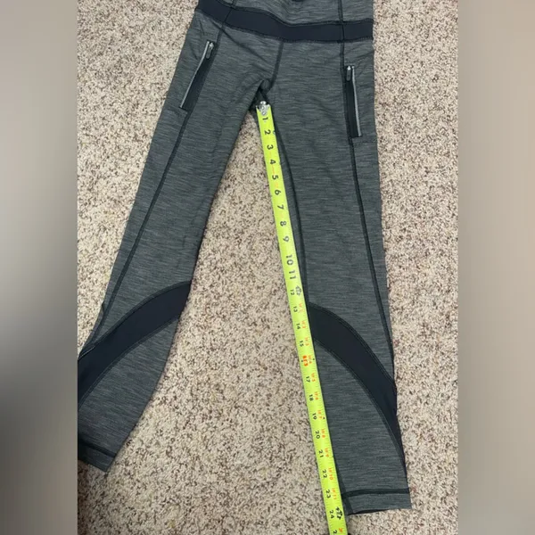 Lululemon Inspire Tight II Grey Black Size 2 - Image 10