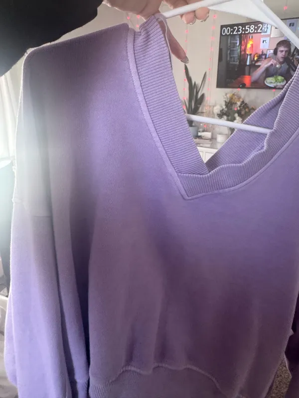 arie size m cropped sweater - Image 2