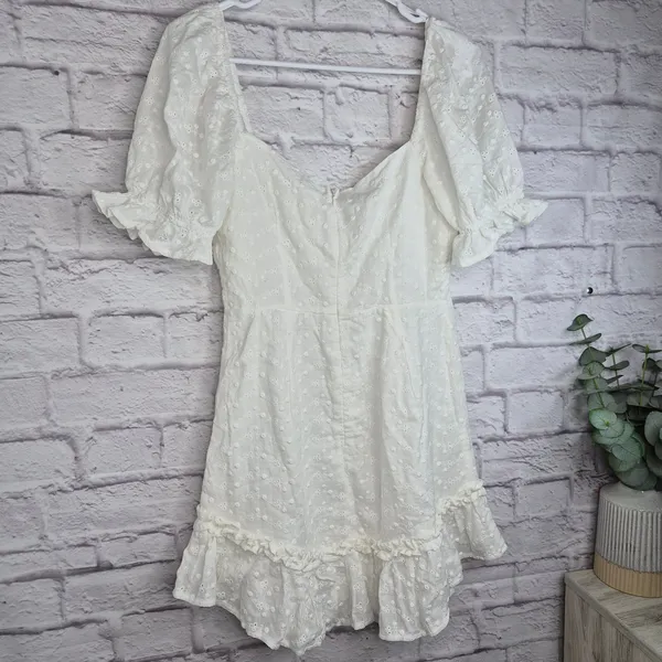 NWT Selfie Leslie Hayden White Eyelet Cotton Milkmaid Puff Sleeve Mini Dress M - Image 10