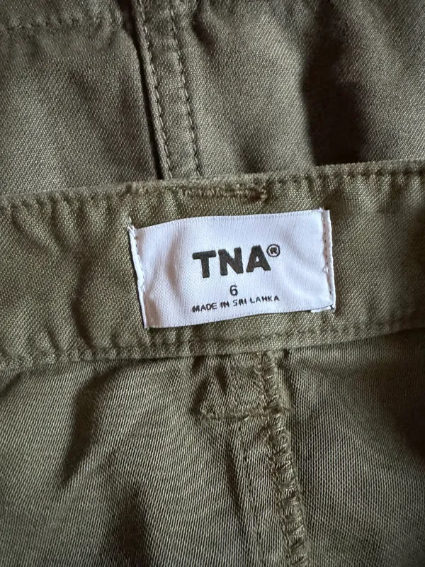 TNA Aritzia Cargo Skirt - Image 3