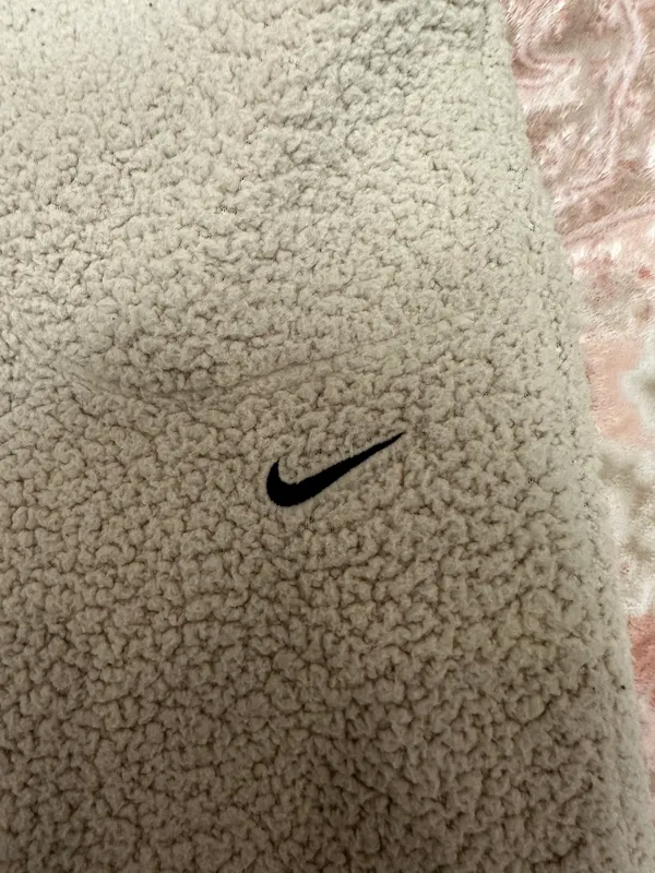 Nike Sherpa Sweatpants - Image 3