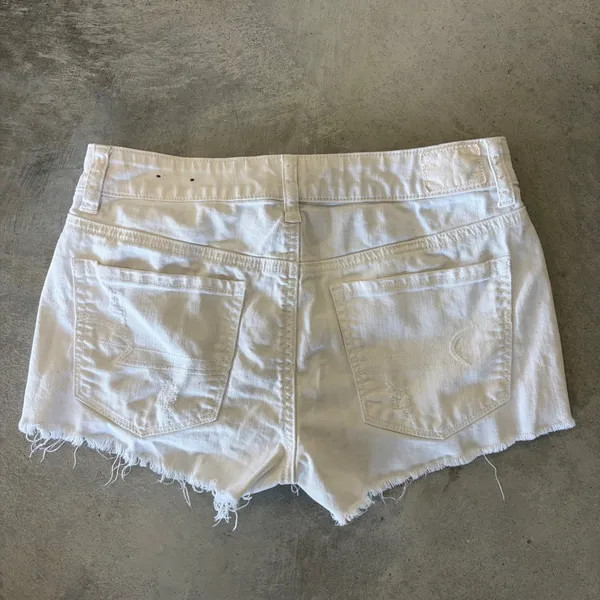 American Eagle Outfitters White Distressed Denim Shorts Womens 4 Frayed Hem - Image 3
