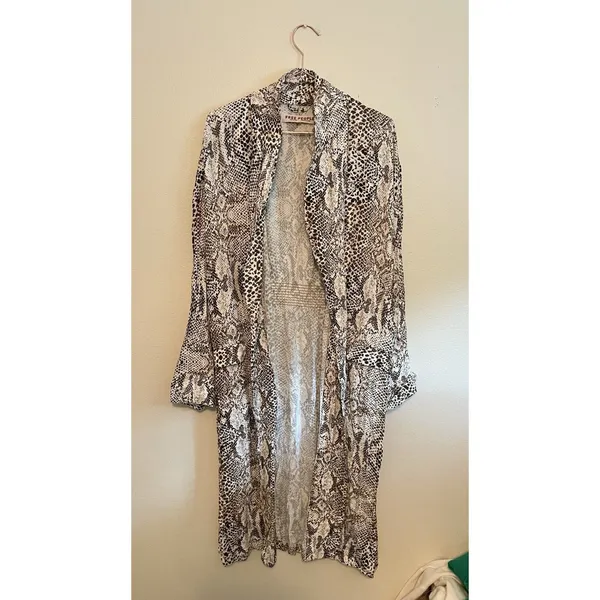 Free People Wild‎ Nights Duster Womens Size XS animal Print Long Sleeve - Image 4