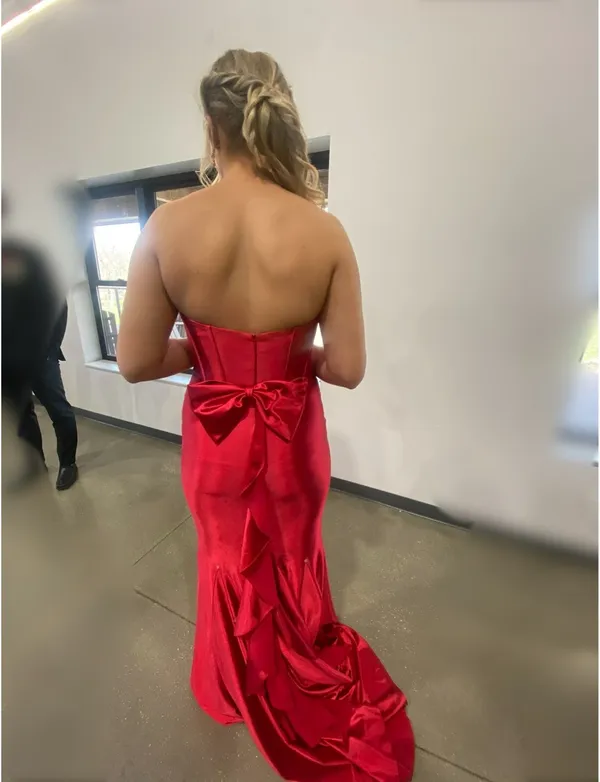 Red Jovani Prom Dress - Image 3