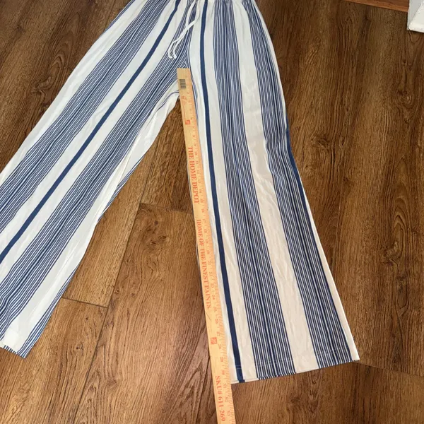 H&M Blue White Striped Wide Leg Pants Womens M Boho casual nautical pull on - Image 4