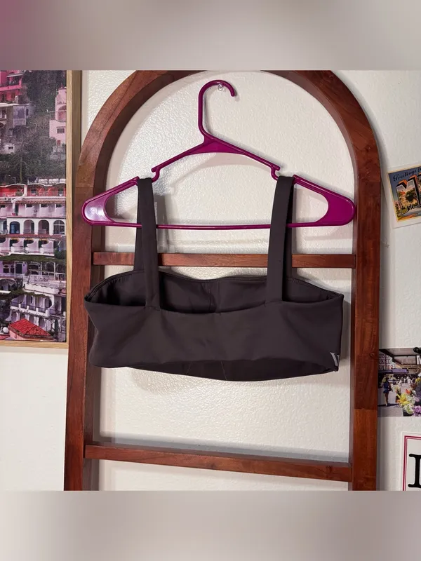 Vuori Evolve Sports Bra Dark Muted Purple - Image 4
