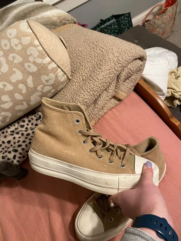 Converse Tan Shoes - Image 4