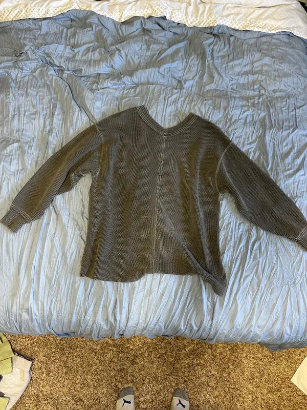 Aerie Wonder Textured V-Neck Sweatshirt - Image 2