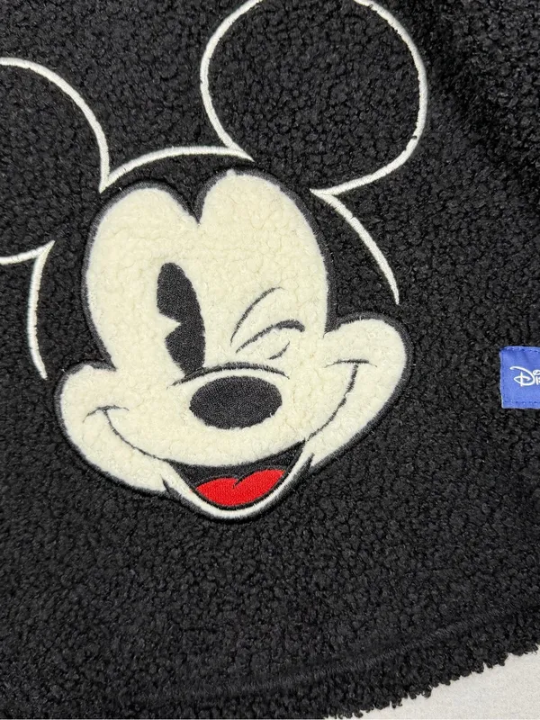 Disneyland Resort Mickey Sherpa Spirit Jersey NWT Small - Image 3