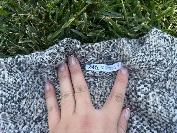 ZARA Sweater Cropped - Image 2