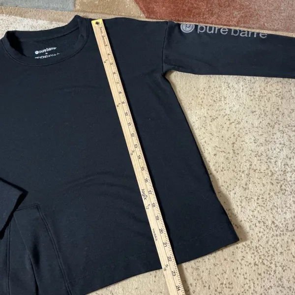 Pure Barre Beyond Yoga Long Sleeve Top Womens Small Black Activewear Crew Neck - Image 2