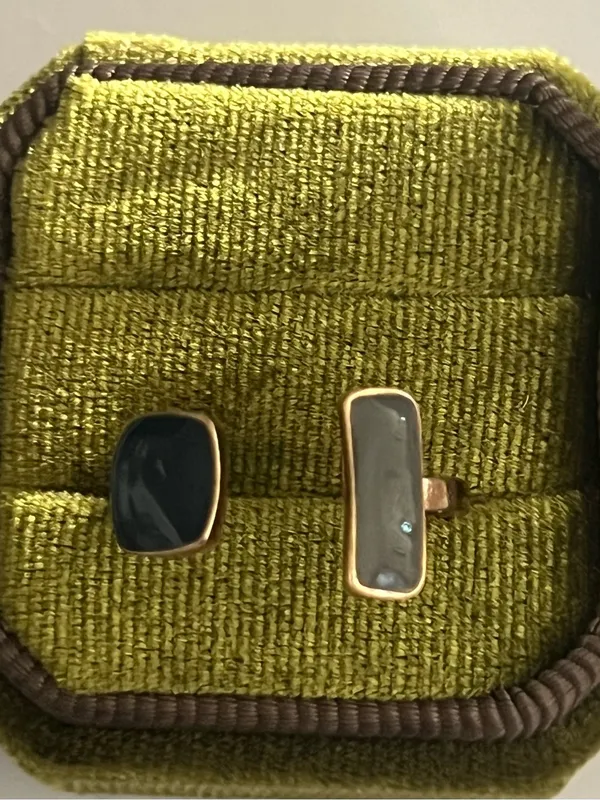 Classic Design Stainless Steel Golden w/ Modern Design Adjustable Ring S 6-9 - Image 2