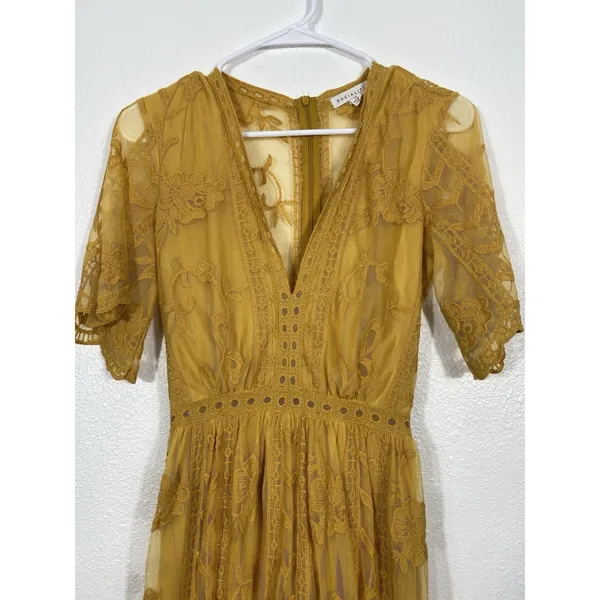 Socialite mustard embroidered lace plunge maxi dress Size Xs 100% Nylon & Cotton - Image 5
