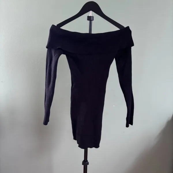 Edikted Emma Long Sleeve Off the Shoulder Minidress Size M/L Black Ribbed Club - Image 4