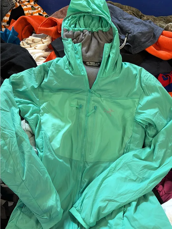 Arc’teryx Proton FL Jacket Size M - Image 2