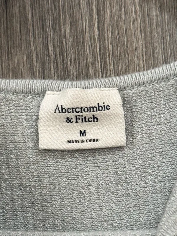 Abercrombie & Fitch Light Grey Ribbed Knit Cropped Tank Top Size Medium - Image 6