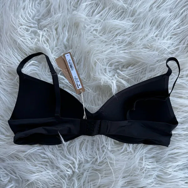 Skims Wireless Form Pushup Plunge Bra Onyx Size 36B - Image 5
