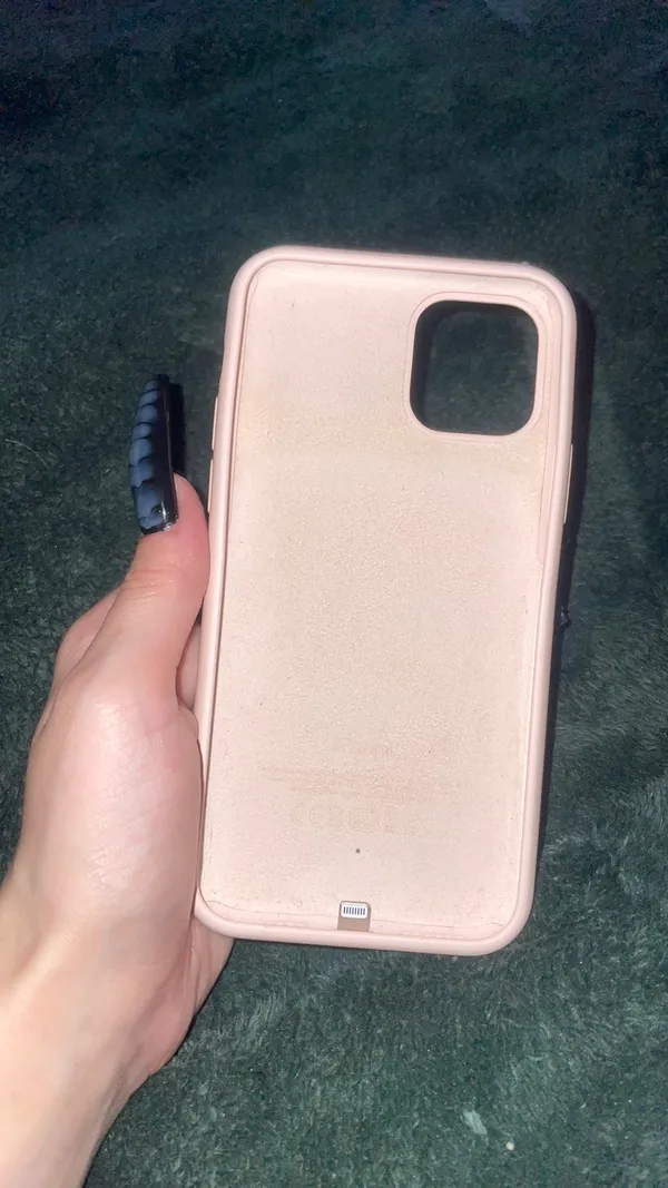 iPhone Apple 11 Pro Case Charging - Image 9