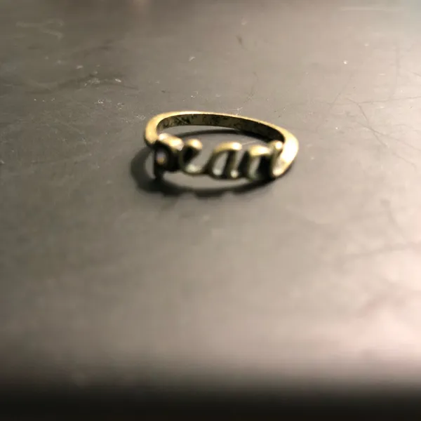 Antique gold peace ring - Image 3