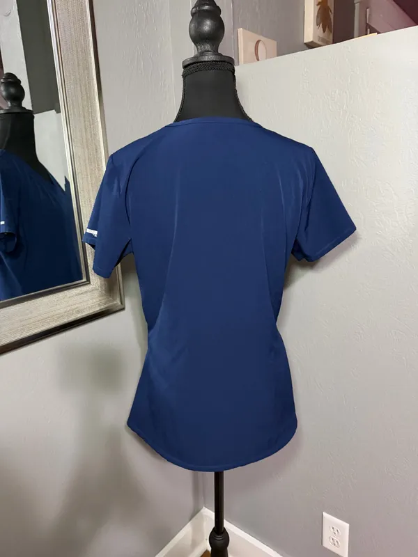 Skechers by Barco Breeze V-Neck Scrub Medical Dental Top Blue Medium. - Image 5