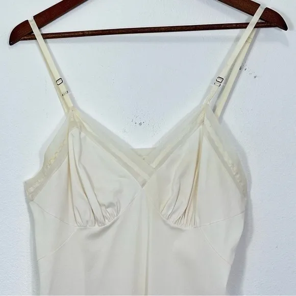 Vintage‎ Vanity Fair Slip Dress Nightgown Cream Delicate Spaghetti Strap Slip - Image 3