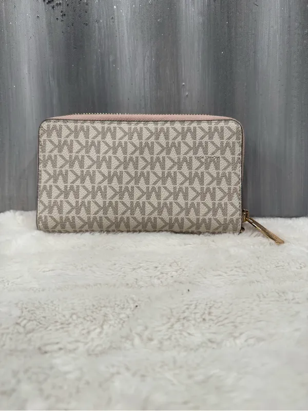Michael Kors Jet Set Zip Around Wallet - Image 2