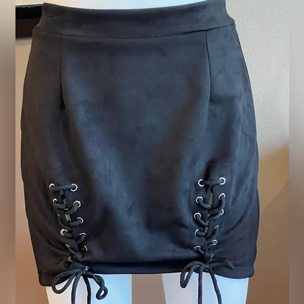 Faux Suede High Waist Lace Up A-Line Mini Skirt Size Large - Image 2