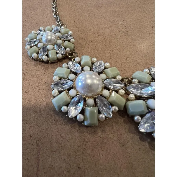 Vintage Necklace Statement Round Faux Pearl Gold Tone - Image 2