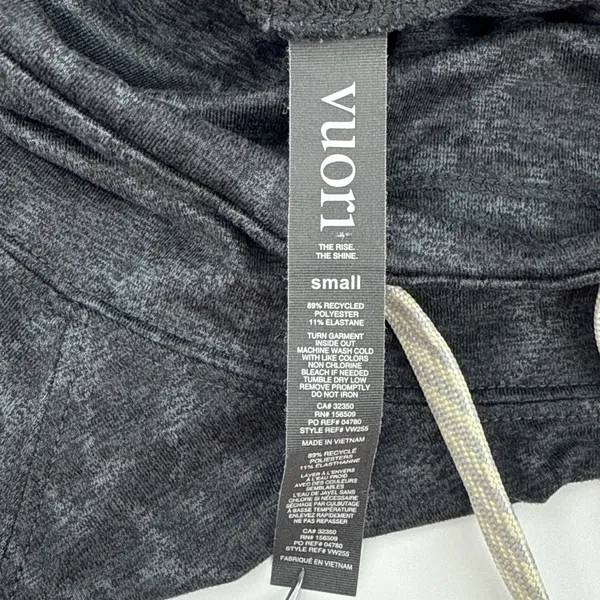 Vuori‎ Halo Essential Funnel Neck Black Camo Pullover Stretch Crop Womens Small - Image 8