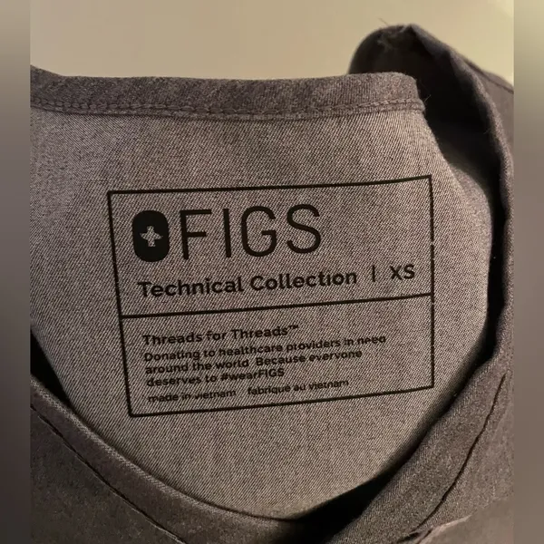 FIGs Charcoal Limited Edition One Pocket Scrub Top Sz XS - Image 6