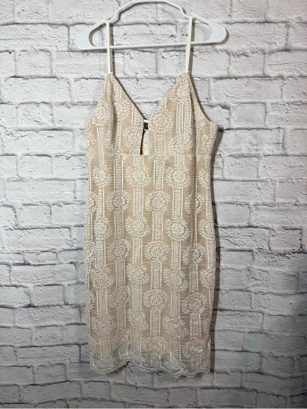 Lulu's NWT Cream Lace Midi Slip Dress with Floral Motif, XL - Image 2