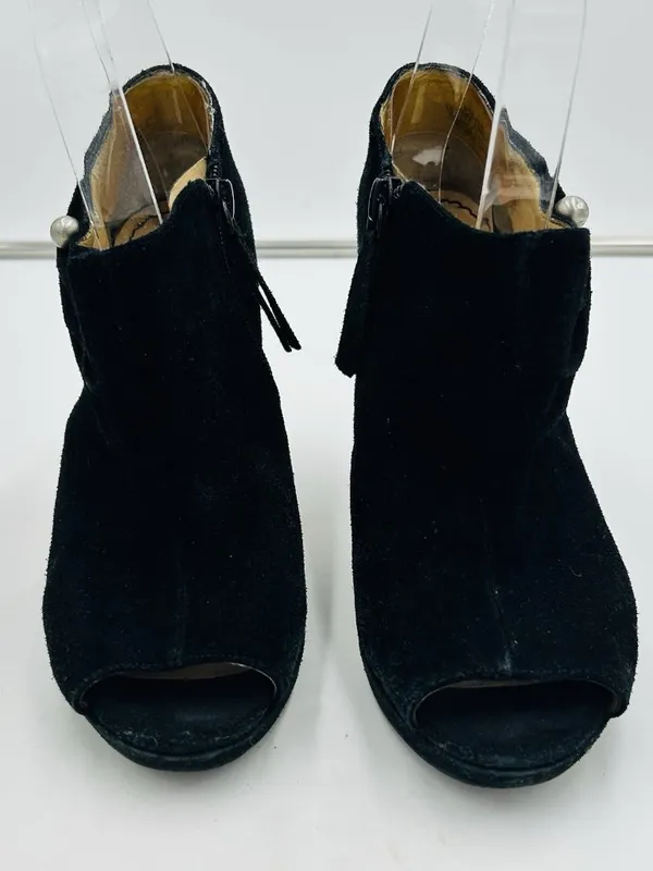 Nine West Evenly Black Suede 4" Heel Open Toe Silver Ball Details Sz 6.5M - Image 2