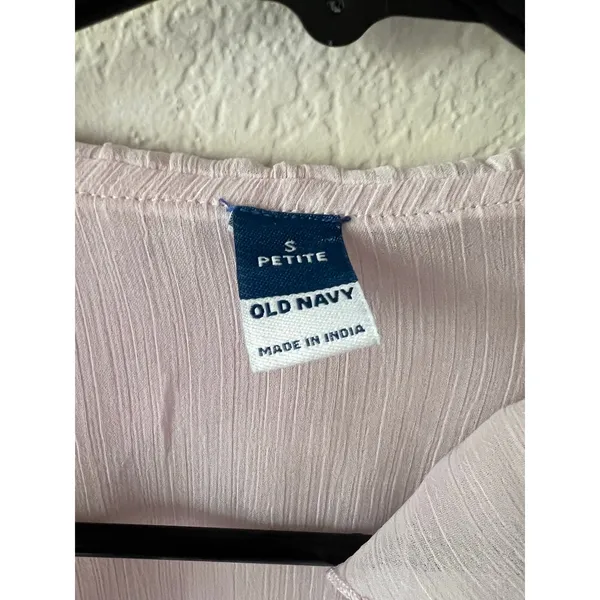 Old Navy Lilac Mist Ruffled Chiffon Cropped Blouse Petite Small V Neck Tie Front - Image 3