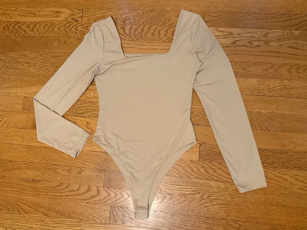 NWT Long Sleeve Square Neck Bodysuit in beige - Image 6