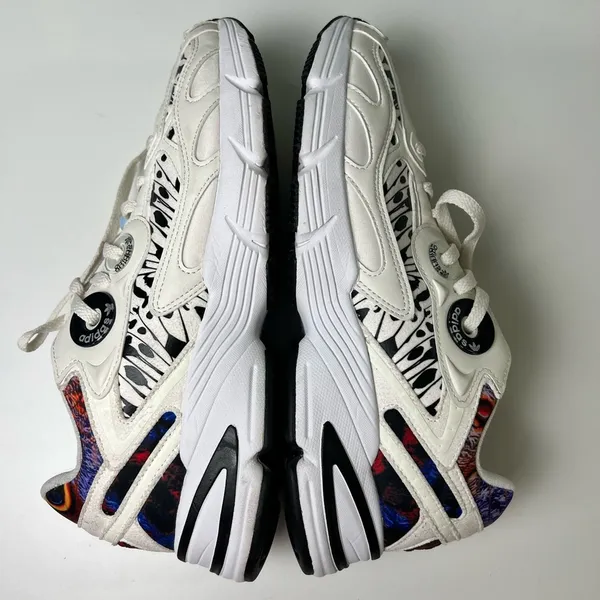 Adidas Astir Butterfly Athletic Sneakers Black White 9.5 - Image 8