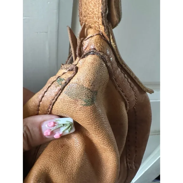 Lucky Brand Stash Ramblin Rose Weathered Leather Fold Over Hobo Shoulder Bag - Image 4