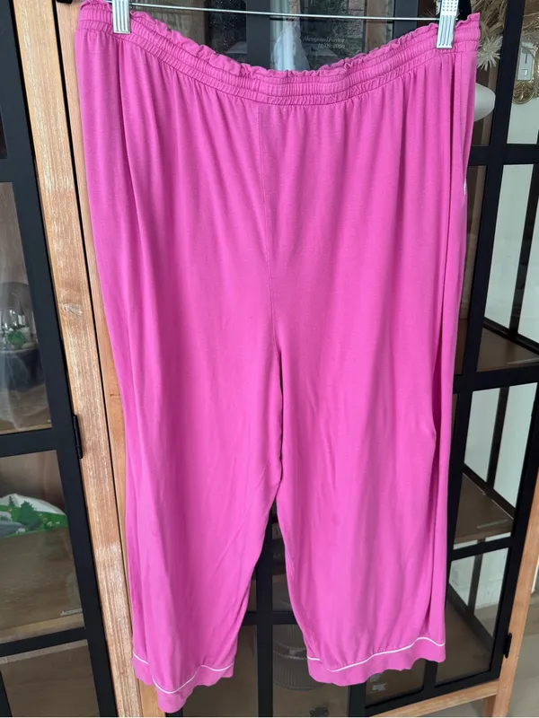 Ann Taylor LOFT Pajamas set modal Sleep Notch Collar Capri pants short sleeve - Image 8