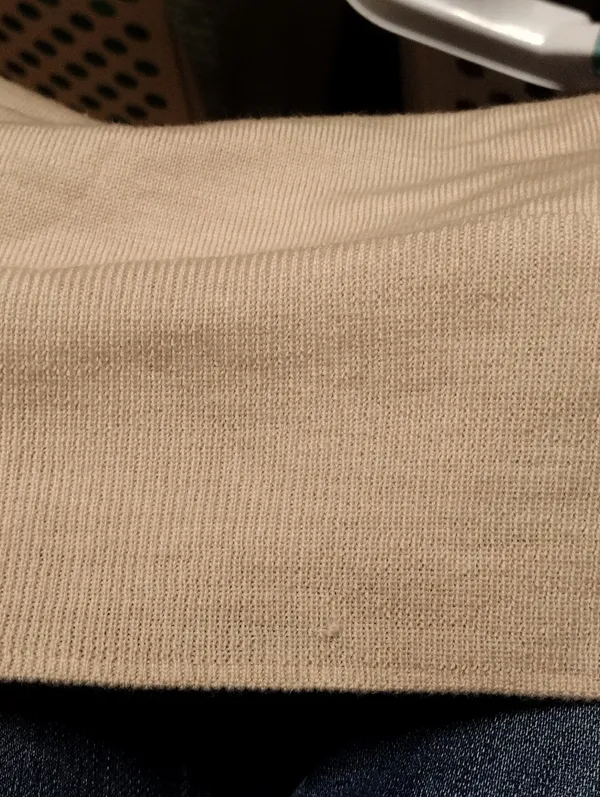 Banana Republic Light Beige/Pink Merino Wool Crewneck Sweater - Image 5