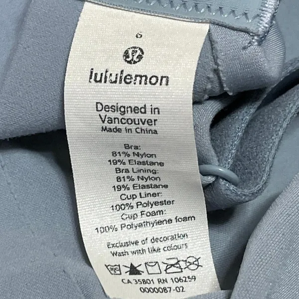 Lululemon Women's Blue Scoop Neck Yoga Athletic Sports Bra Crop Top Size 6 A/B - Image 6