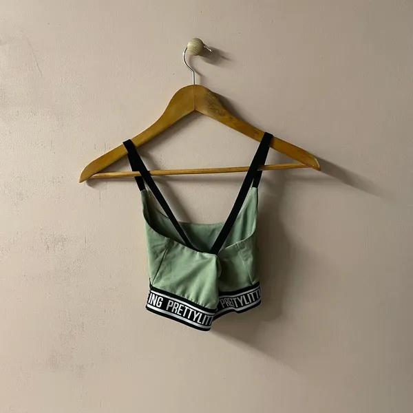 Pretty Little Thing Light Green & Black X-Back Sports Bra Size 2 GUC - Image 2