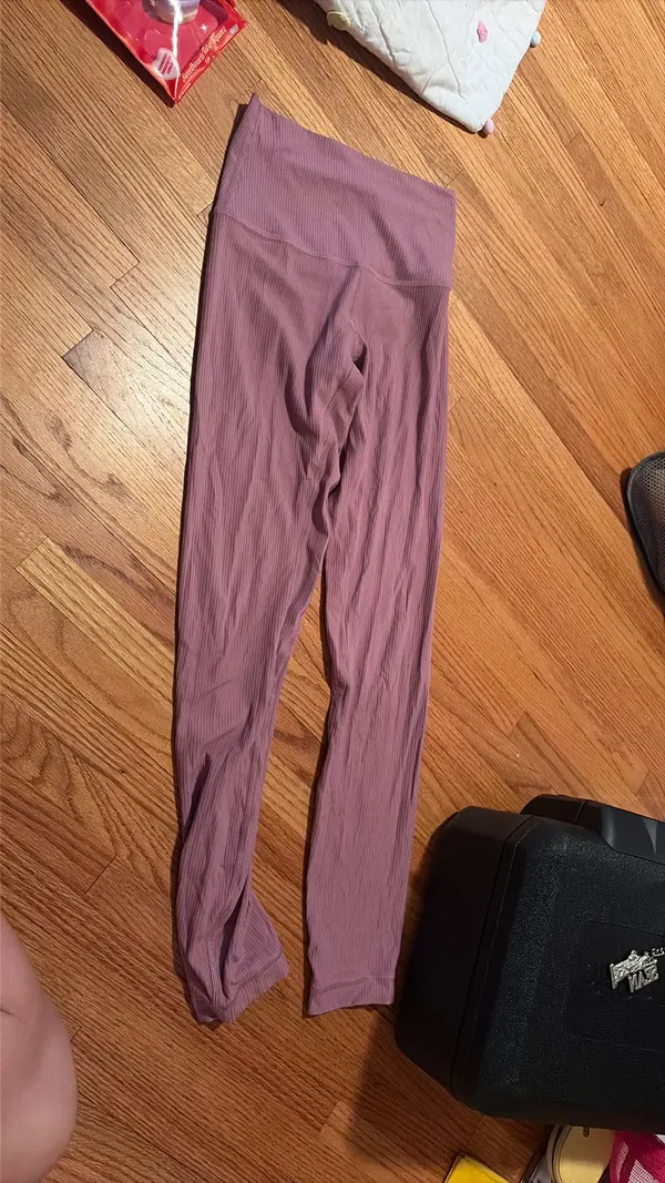 Lululemon Leggings pink ribbed  - Image 6