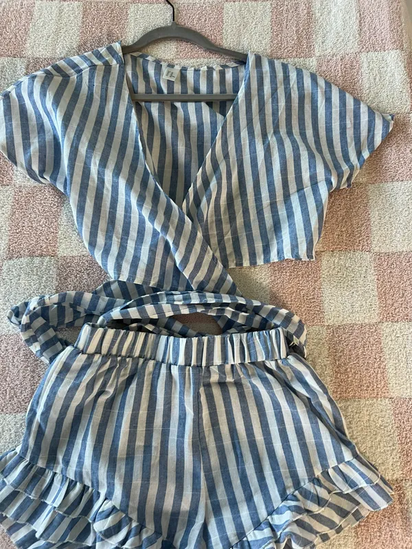 Amazon Two Piece Set - Image 2
