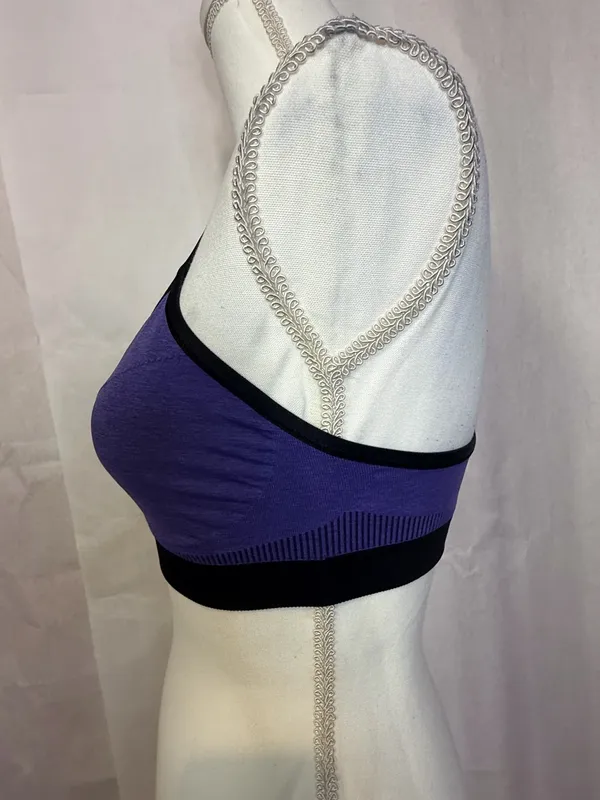 lululemon athletica Purple Seamless Sports Bralette with Black Trim - Image 4