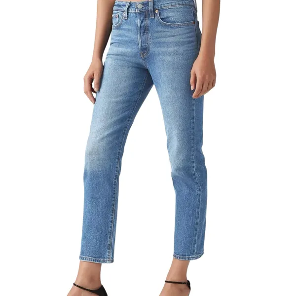 Levi's Premium Wedgie Straight Fit Cheeky Jean Sz 30X27” (10) Crop Med Wash - Image 6