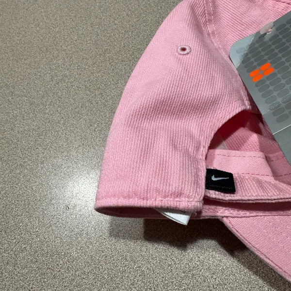 Nike Light Pink Baseball Cap - Image 2