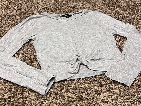 Ambiance Apparel Heather Grey Cropped Long Sleeve Top - Image 2