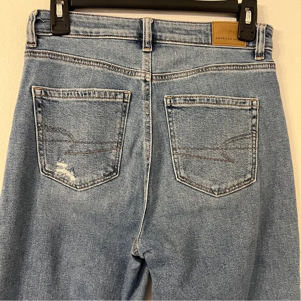 American Eagle Stretch Mom Jean Blue size 4 Long semi distressed look - Image 4